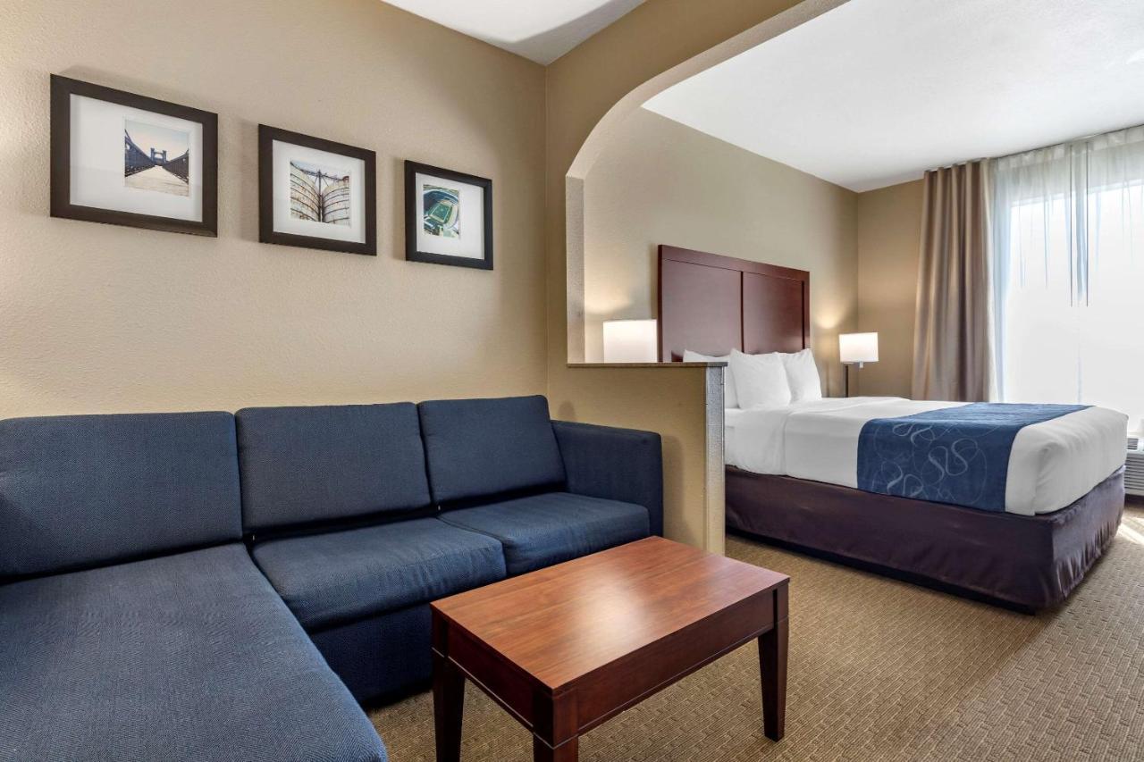 Comfort Suites Waco Near University Area Екстер'єр фото