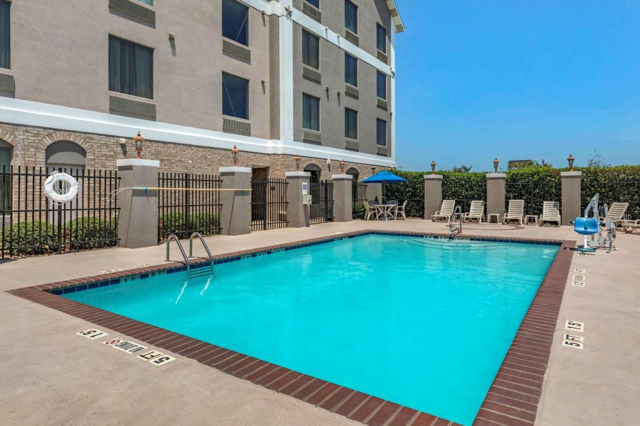 Comfort Suites Waco Near University Area Екстер'єр фото