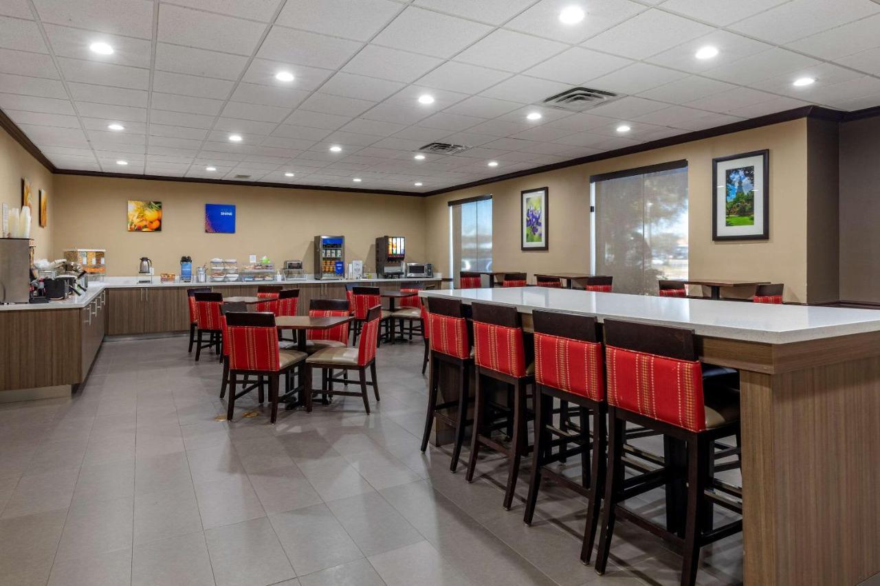 Comfort Suites Waco Near University Area Екстер'єр фото