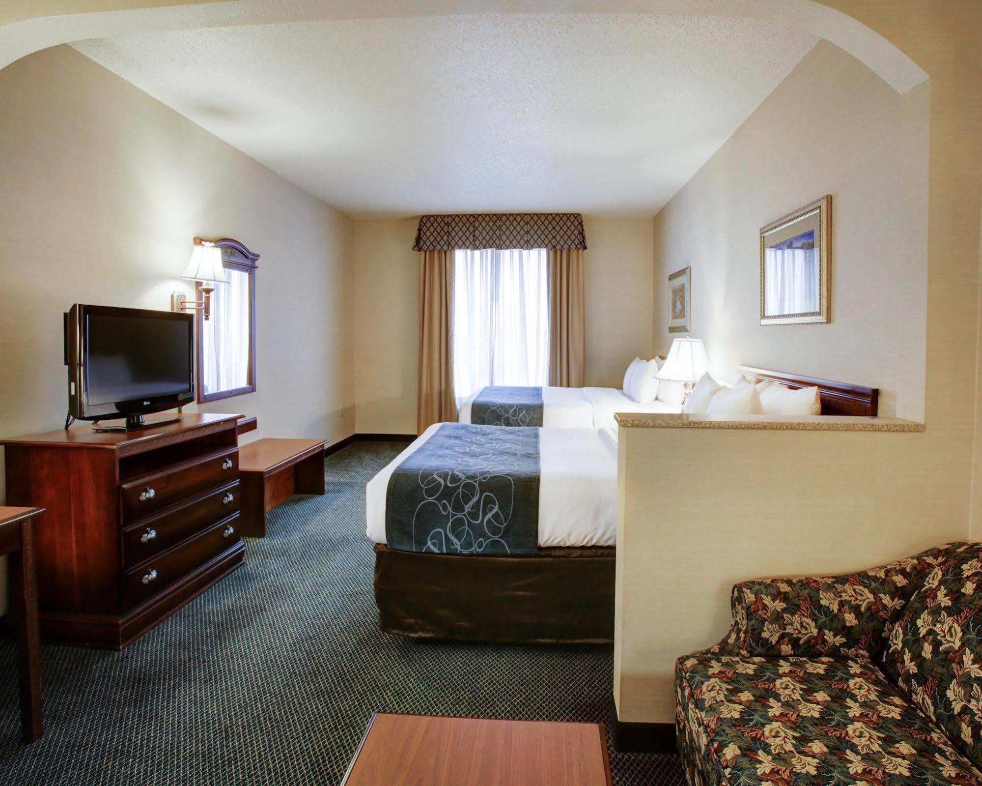 Comfort Suites Waco Near University Area Екстер'єр фото